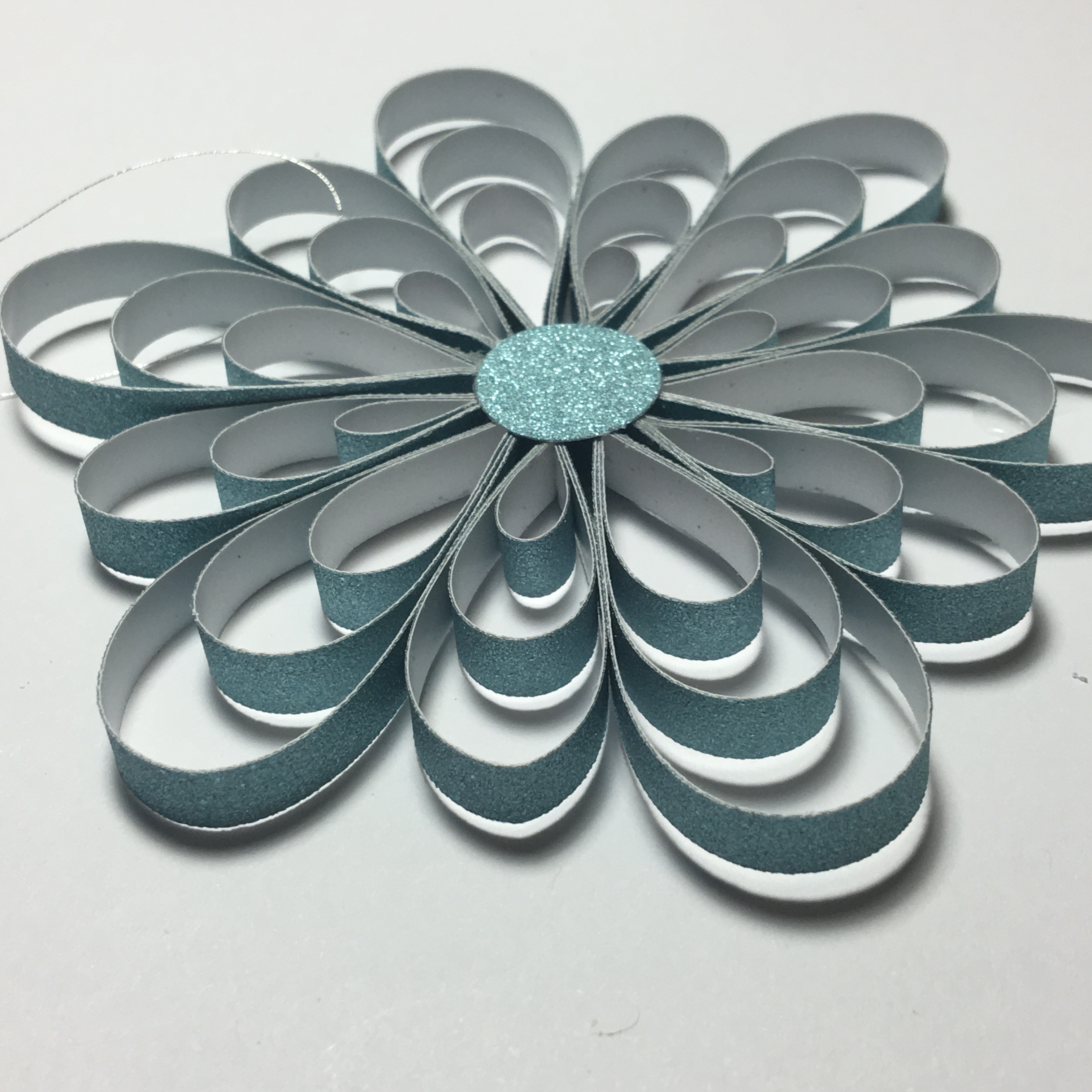 Paper Flower Ornament A DIY Essayer